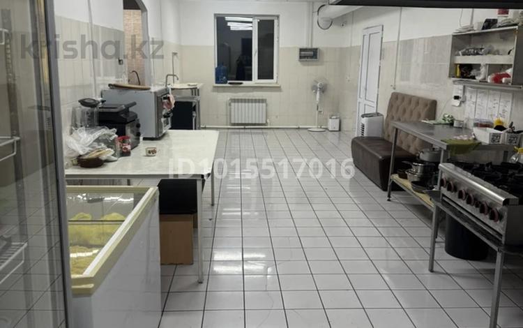 Общепит · 60 м² за 200 000 ₸ в Актобе, мкр Шанхай — фото 2