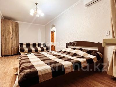 1-бөлмелі пәтер, 40 м², 5/5 қабат тәулік бойы, Анаркулова 1 — Алашахана, бағасы: 11 000 〒 в Жезказгане