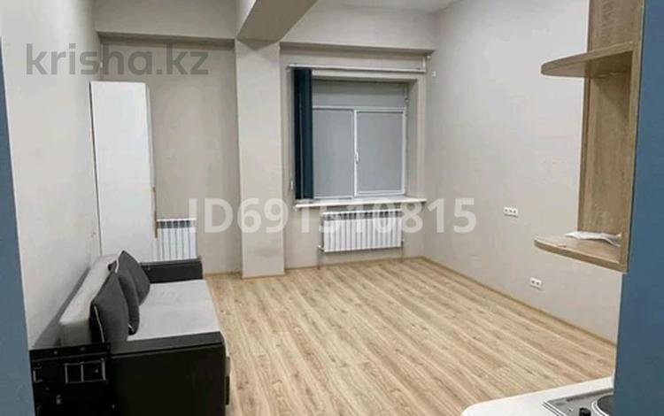 1-комнатная квартира, 33 м², 1/9 этаж, Сейфуллина 525