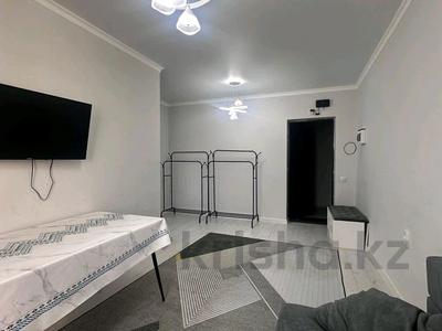 1-комнатная квартира · 30 м² · 9/9 этаж, Халиуллина за 150 000 〒 в Алматы, Медеуский р-н