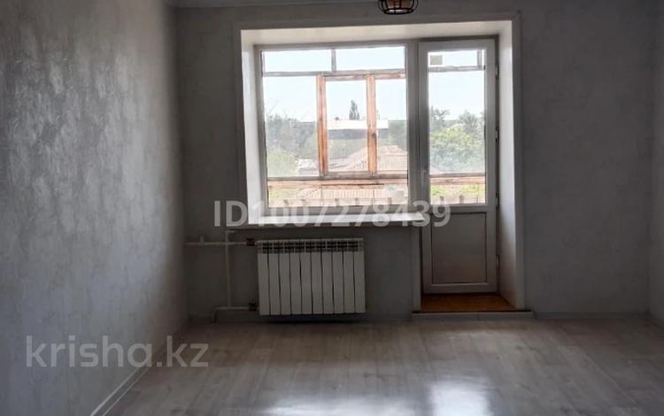 3-бөлмелі пәтер · 57.2 м² · 5/5 қабат, Дружбы 26 — Кабланды Батыра, бағасы: 22 млн ₸ в Костанае — фото 3