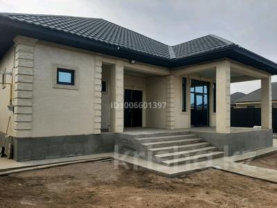 Отдельный дом · 5 комнат · 191 м² · 5 сот., Баталы 6А — Аблай Хана угол СДУ университета за 48.5 млн 〒 в Каскелене