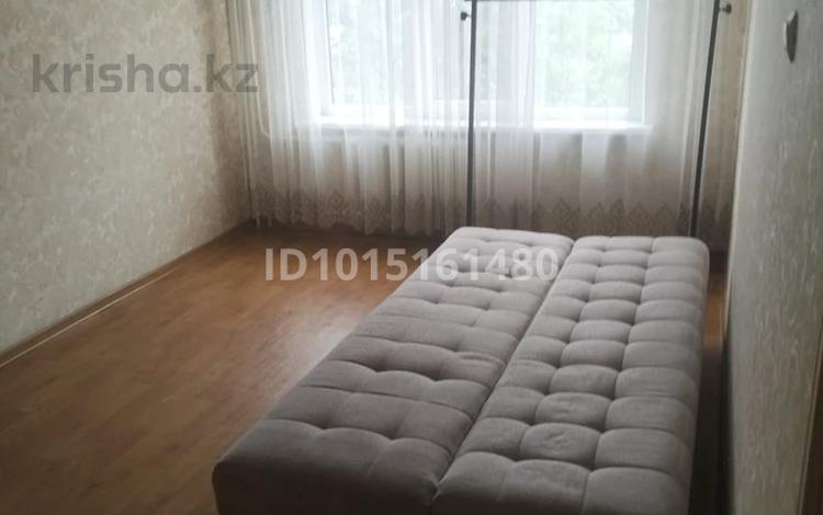 3 комнаты · 80 м² · 4/5 этаж, Макатаева 52 36 — Валиханова за 150 000 ₸ в Алматы, Медеуский р-н — фото 2