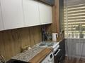 3-бөлмелі пәтер · 60 м² · 1/5 қабат, мкр Михайловка , Аманжолова 49 — остановка Школьник, бағасы: 26.5 млн ₸ в Караганде, Казыбек би р-н — фото 5