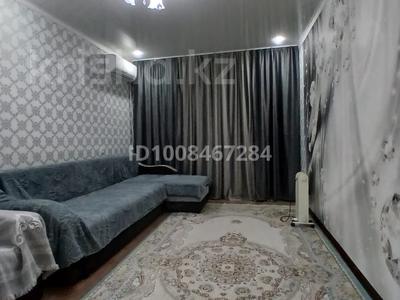 1-комнатная квартира · 40 м² · 1/5 этаж, Дружба народов — Магазин Каспий за 10 000 ₸ в Приозёрске