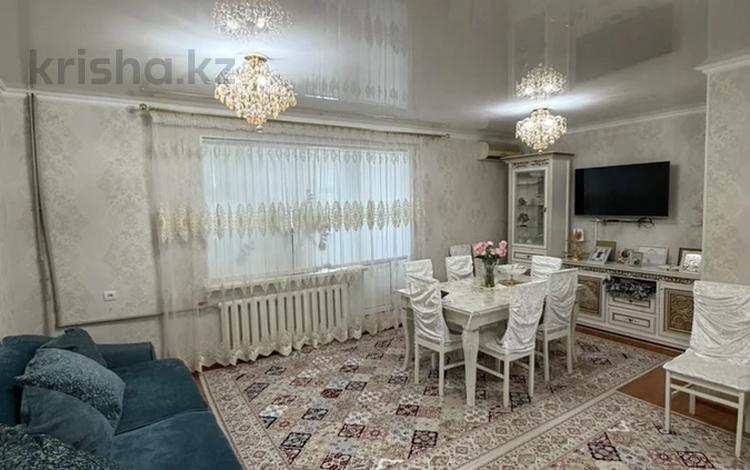 3-комнатная квартира · 76.8 м² · 2 этаж, Тәуелсіздік 1 за 21 млн ₸ в  — фото 2
