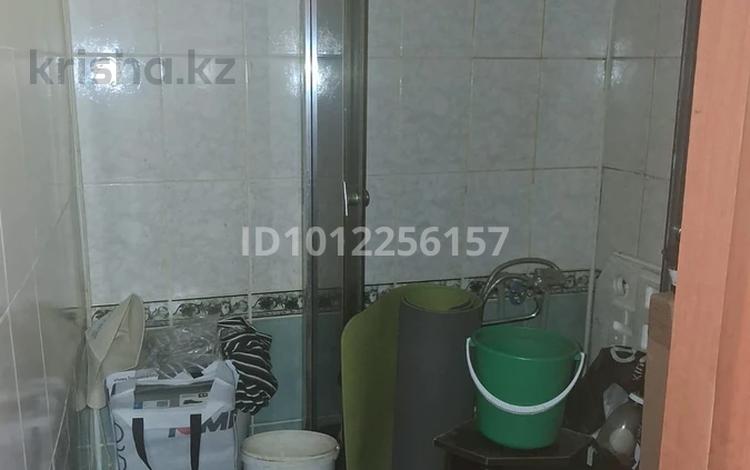1-бөлмелі пәтер · 18 м² · 2/5 қабат, 8-й мкр. 55, бағасы: 13 млн ₸ в Алматы, Ауэзовский р-н — фото 2