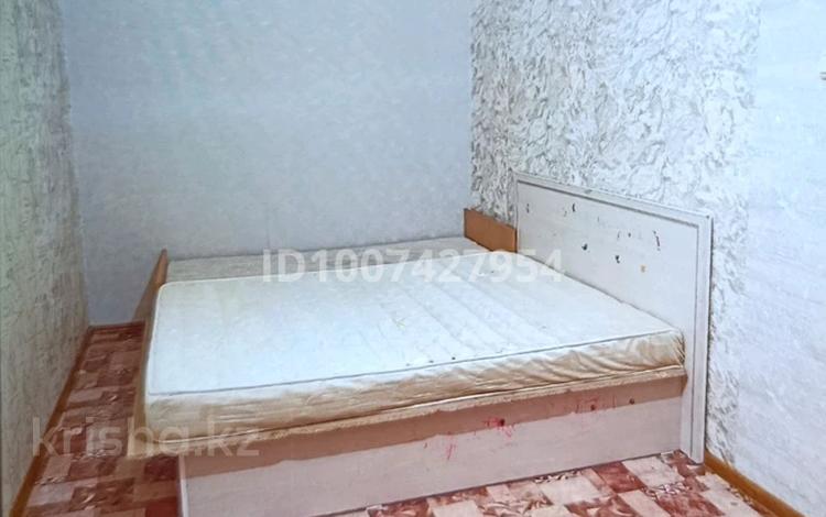 2-комнатная квартира · 46 м² · 1/5 этаж, Майкудук, Майкудук, 13й микрорайон 3 — Находится в районе автостанции за 9.5 млн ₸ в Караганде, Алихана Бокейханова р-н — фото 2
