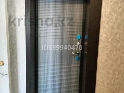 1-комнатная квартира · 32 м² · 2/5 этаж, Ауэзова — СОШ №8 за 8 млн 〒 в Аксу