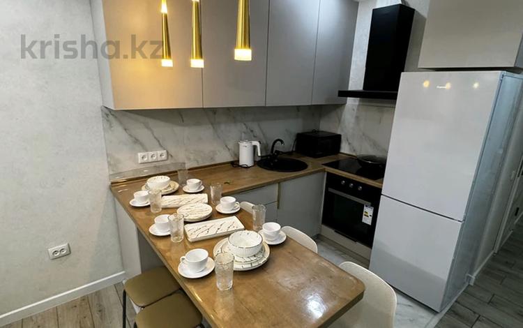 3-комнатная квартира · 80 м² · 9/9 этаж, мкр Шугыла 340/35 за 30 000 ₸ в Алматы, Наурызбайский р-н — фото 2