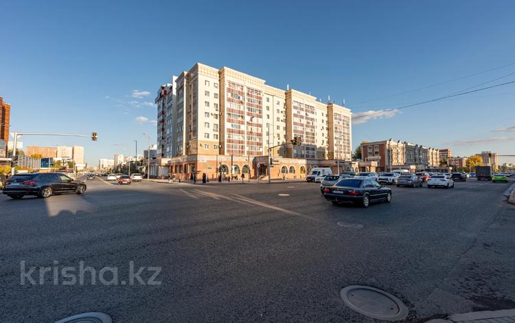 3-комнатная квартира, 114 м², 9/9 этаж, Республики 18в