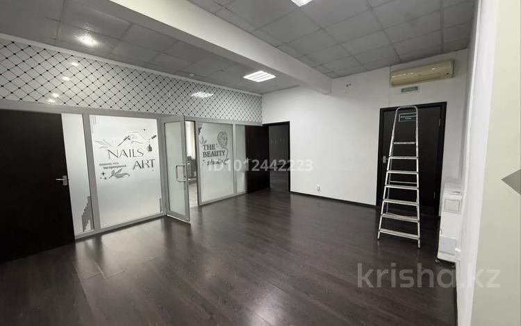 Офисы, салоны красоты, образование, кабинеты и рабочие места · 100 м² за 600 000 〒 в Павлодаре — фото 2