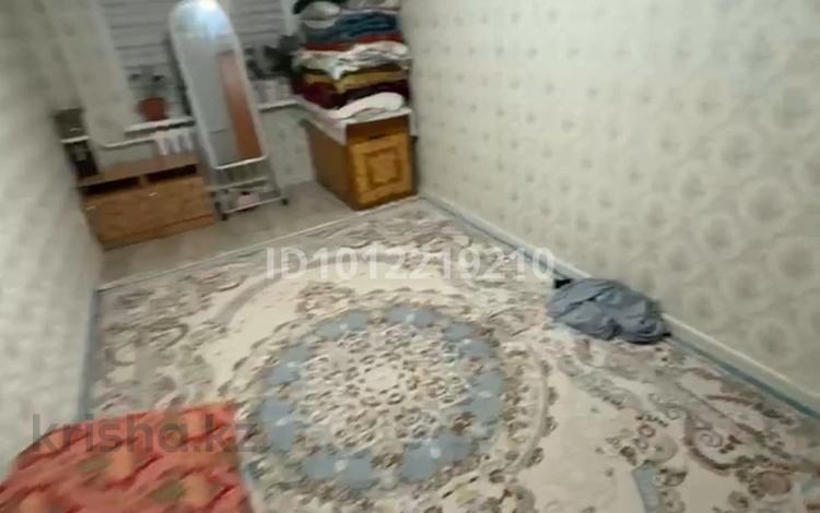 2-бөлмелі пәтер · 45 м² · 2/5 қабат, ул. Махамбета Утемисова 118А, бағасы: 150 000 ₸ в Атырау, мкр Авангард-2 — фото 2