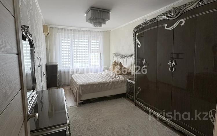 4-комнатная квартира · 95 м² · 3/5 этаж, 14-й мкр 16 за 39 млн ₸ в Актау — фото 2