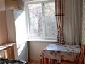 2-комнатная квартира, 42 м², 3/4 этаж помесячно, мкр №1 5 за 220 000 〒 в Алматы, Ауэзовский р-н
