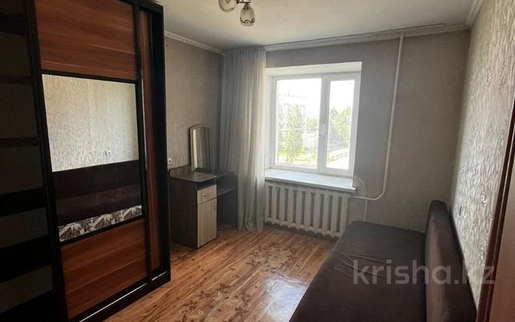 3-комнатная квартира, 59.3 м², 3/5 этаж, назарбаева 7 за 18.5 млн 〒 в Кокшетау — фото 2
