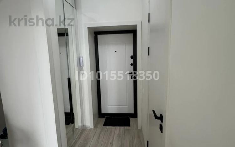1-комнатная квартира · 39.5 м² · 12/12 этаж, Нажмиденова 28/1 за 32 млн ₸ в Астане, Сарайшык р-н — фото 2