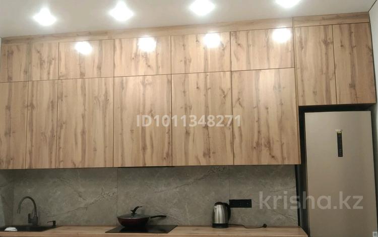 4-комнатная квартира · 100 м² · 11/14 этаж, Е-429 14 — Мухамедханова за 430 000 ₸ в Астане, Нура р-н — фото 2