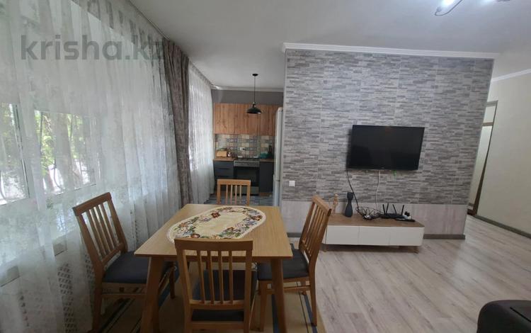 2-комнатная квартира · 44 м² · 1/4 этаж, мкр Новый Город, Воинов-интернационалистов 28 за 23 млн ₸ в Караганде, Казыбек би р-н — фото 2