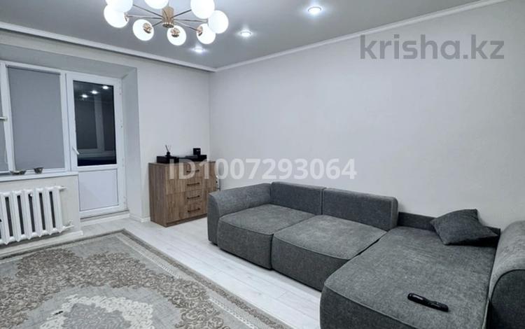 1-комнатная квартира · 36 м² · 3/3 этаж, Жамбыла за 14 млн ₸ в Уральске — фото 2