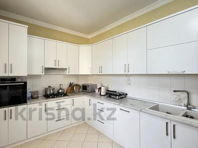 Жеке үй · 10 бөлме · 384 м² · 10 жүзд., Ушкыштар 8, бағасы: ~ 74.5 млн ₸ в Актобе, квартал Авиатор-2