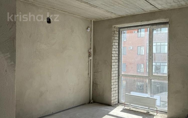 1-бөлмелі пәтер · 45 м² · 3 қабат, Алтын орда ш/а., Мангилик ел, бағасы: 22 млн ₸ в Актобе, мкр. Алтын орда — фото 2