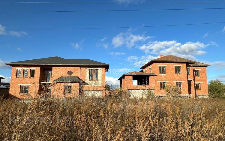 Отдельный дом · 4 комнаты · 620 м² · 50 сот., Бейбарыс 31 за 99 млн ₸ в Жибек Жолы — фото 2