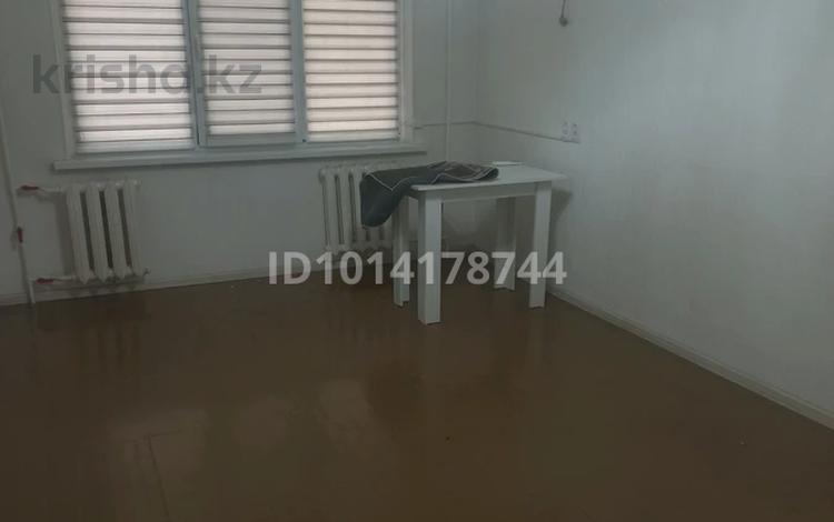1-бөлмелі пәтер · 32 м² · 1/5 қабат, Гагарина 38, бағасы: 13.5 млн ₸ в Шымкенте, Туран р-н — фото 2