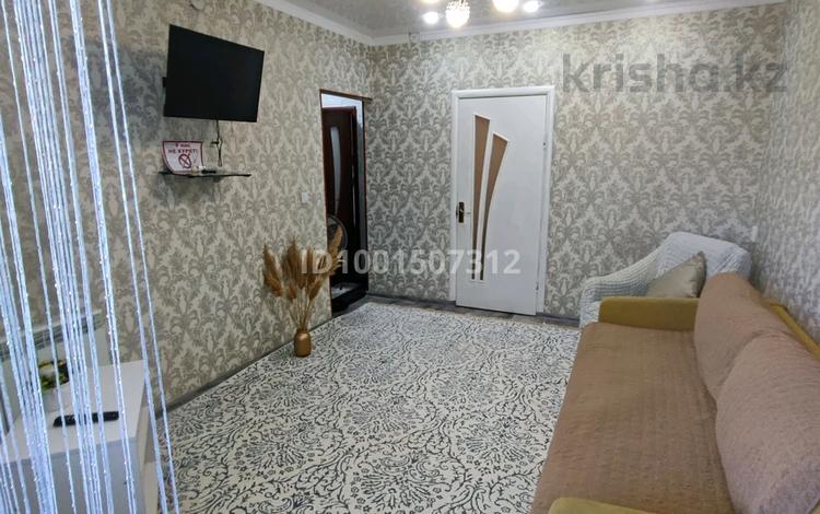 2-комнатная квартира · 42 м² · 4/5 этаж, Абая 155 — Абая - Ташкентская за 11 000 ₸ в Таразе — фото 2