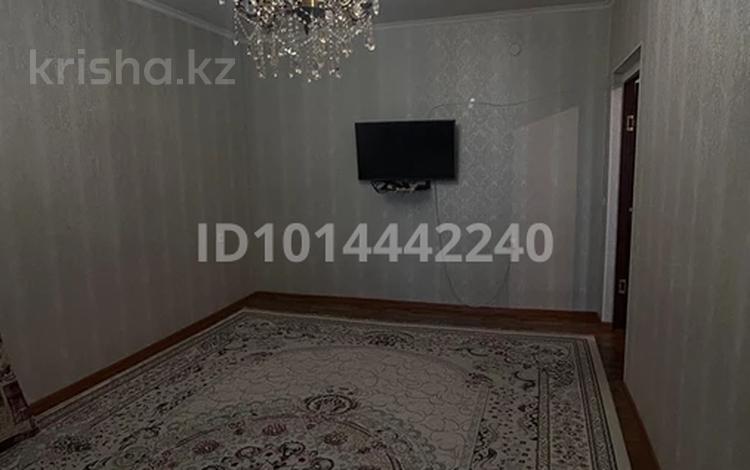3-комнатная квартира · 74 м² · 5/5 этаж, Мкр Астана-2 8 за 130 000 ₸ в  — фото 2