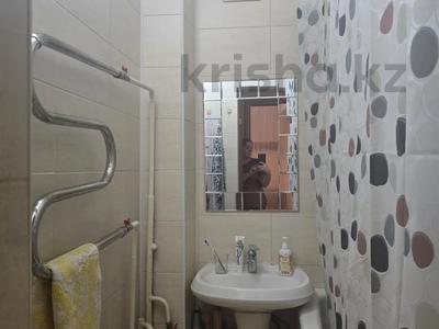 2-комнатная квартира · 45 м² · 5/5 этаж, Наурызбай батыра 18 за 300 000 ₸ в Алматы, Алмалинский р-н