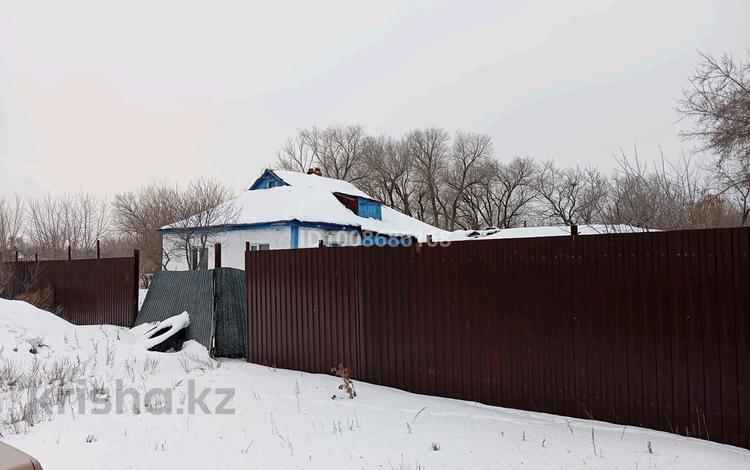 Жеке үй · 4 бөлме · 60 м² · 10 сот., Почтовая 22, бағасы: 4.5 млн ₸ в Караганде, Алихана Бокейханова р-н — фото 2