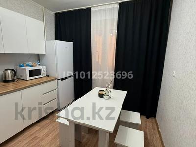 2-бөлмелі пәтер · 70 м², мкр 11 14, бағасы: 13 000 ₸ в Актобе