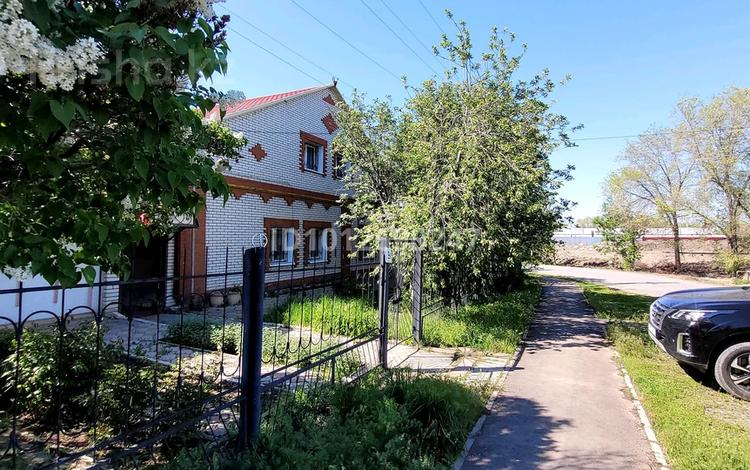 Жеке үй · 6 бөлме · 167 м² · 10 жүзд., Айгүл ш/а, Оразбаева 81 — Матросова, бағасы: 80 млн ₸ в Уральске, мкр Айгуль — фото 2