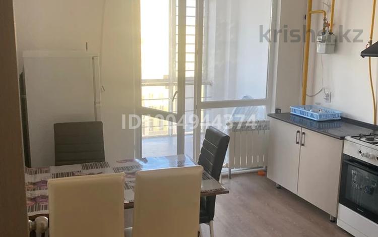 3-комнатная квартира · 84 м² · 7/9 этаж, Шымуент Тас Жолы 8/6 за 150 000 〒 в Туркестане — фото 2