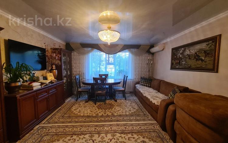 3-бөлмелі пәтер · 71 м² · 1/5 қабат, Степной 4 ш/а. 16, бағасы: 33 млн ₸ в Караганде, Казыбек би р-н — фото 10