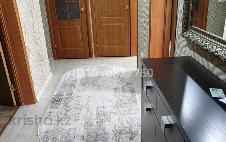 3-комнатная квартира · 61 м² · 2/5 этаж, мкр Новый Город, Ермекова 77 за 29.5 млн ₸ в Караганде, Казыбек би р-н — фото 10