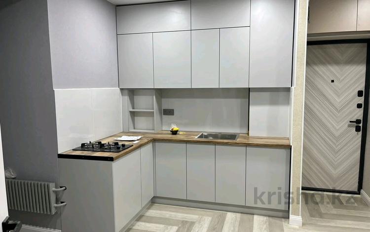 1-комнатная квартира, 48 м², 3/5 этаж помесячно, 15-й мкр 28