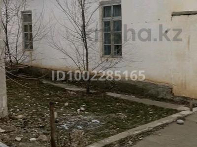 Отдельный дом · 4 комнаты · 144 м² · 10 сот., Кулан акын 32 за 12 млн 〒 в Туркестане