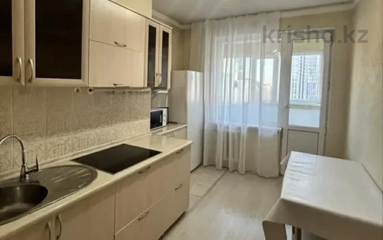 1-комнатная квартира · 40 м² · 10/12 этаж, Сауран 3/1 за 25 млн ₸ в Астане, Есильский р-н — фото 13
