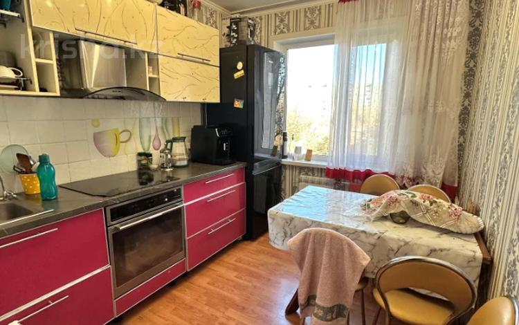 3-бөлмелі пәтер · 65.5 м², Сатпаева 243, бағасы: 35 млн ₸ в Павлодаре — фото 9