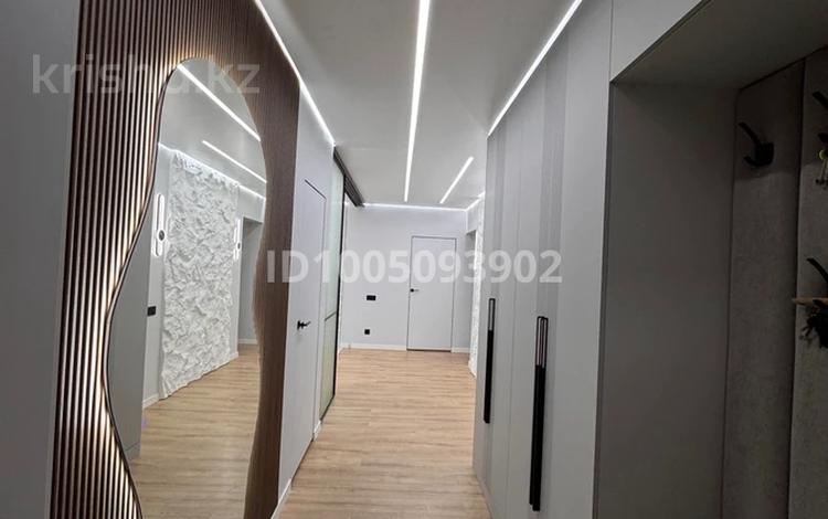 3-бөлмелі пәтер · 110 м² · 2/9 қабат, Момышулы, бағасы: 75 млн ₸ в Астане, Алматы р-н — фото 2