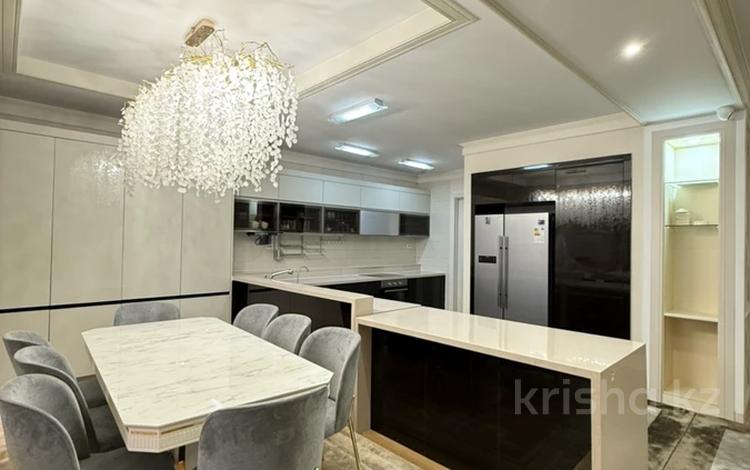 5-бөлмелі пәтер · 190 м² · 1/17 қабат, Аскарова, бағасы: ~ 1.6 млн ₸ в Алматы, Ауэзовский р-н — фото 2