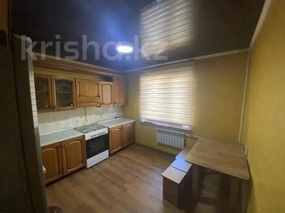 Пәтерлер в Жетысу обл.: 5-бөлмелі пәтер · 105 м² · 4/5 қабат, Жана гарышкер 4г, бағасы: 250 000 〒 5-бөлмелі пәтер · 105 м² · 4/5 қабат, Жана гарышкер 4г, бағасы: 250 000 〒 в Талдыкоргане, мкр Жана Гарышкер