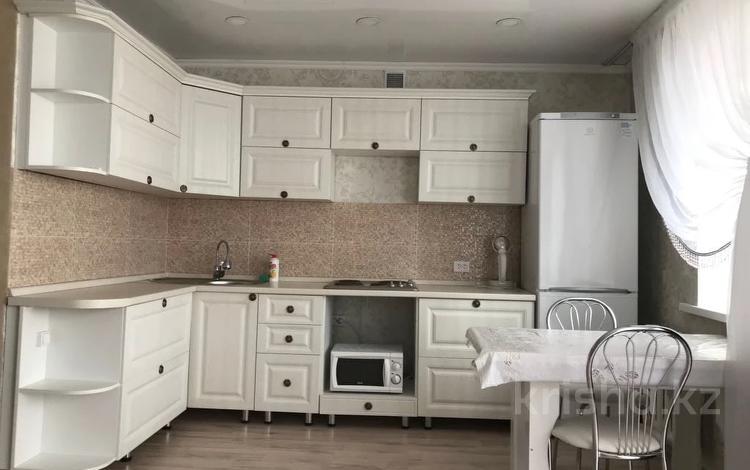 1-комнатная квартира · 40 м² · 10/10 этаж, ЖАМАКАЕВА — ЦГБ за 15.9 млн 〒 в Семее — фото 2