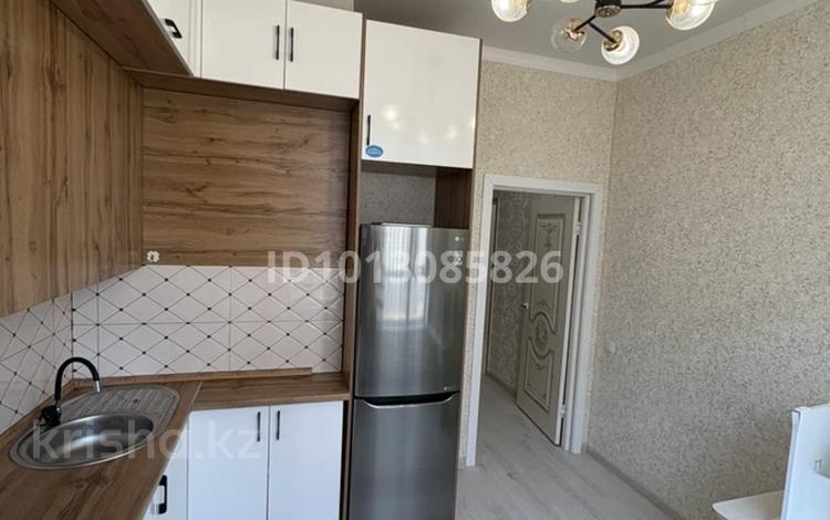1-комнатная квартира · 41 м² · 4 этаж, Санжара Асфендиярова 10 за 220 000 ₸ в Астане, Нура р-н — фото 2