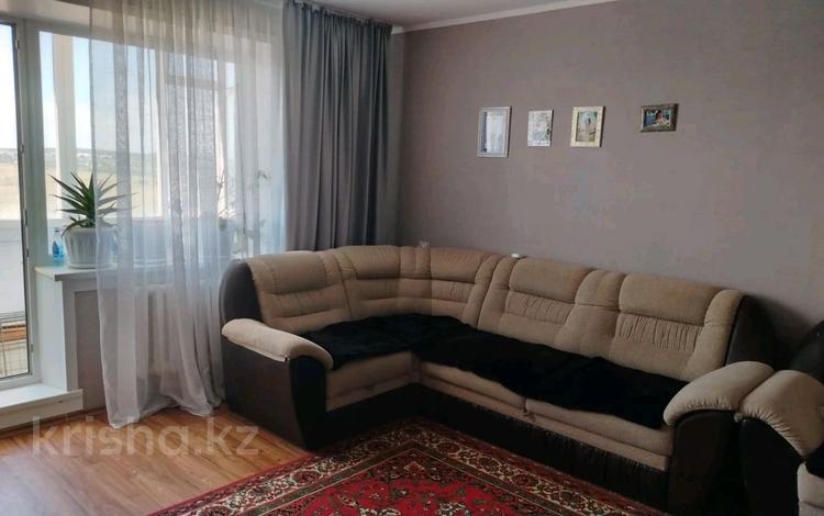 2-бөлмелі пәтер · 64 м² · 8/9 қабат, 9 микрорайон — 9 микрорайон, бағасы: 12 млн ₸ в Степногорске — фото 2