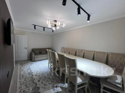Продажа квартир в Алматы: 4-комнатная квартира · 84 м² · 5/5 этаж, мкр Аксай-3Б за 48 млн 〒 4-комнатная квартира · 84 м² · 5/5 этаж, мкр Аксай-3Б за 48 млн 〒 в Алматы, Ауэзовский р-н