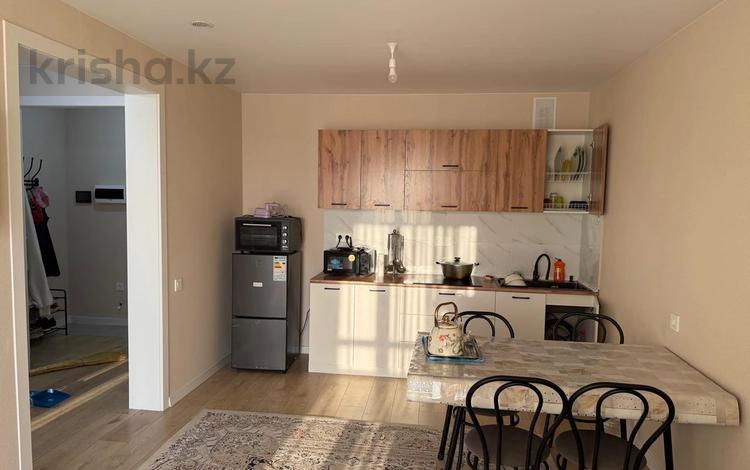 2-бөлмелі пәтер · 45 м² · 12/12 қабат, ул. Е-103 5, бағасы: 200 000 ₸ в Астане, Есильский р-н — фото 2