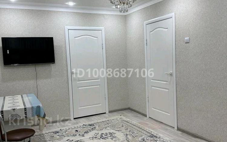 2-бөлмелі пәтер · 60 м² · 2/5 қабат, 1мк 22дом 22, бағасы: 200 000 ₸ в Жанатасе — фото 2